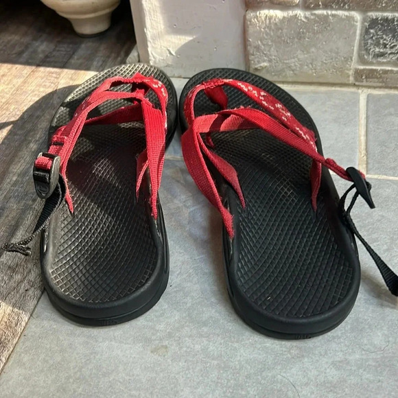 Chacos Unaweep Sandals. - Picture 5 of 11